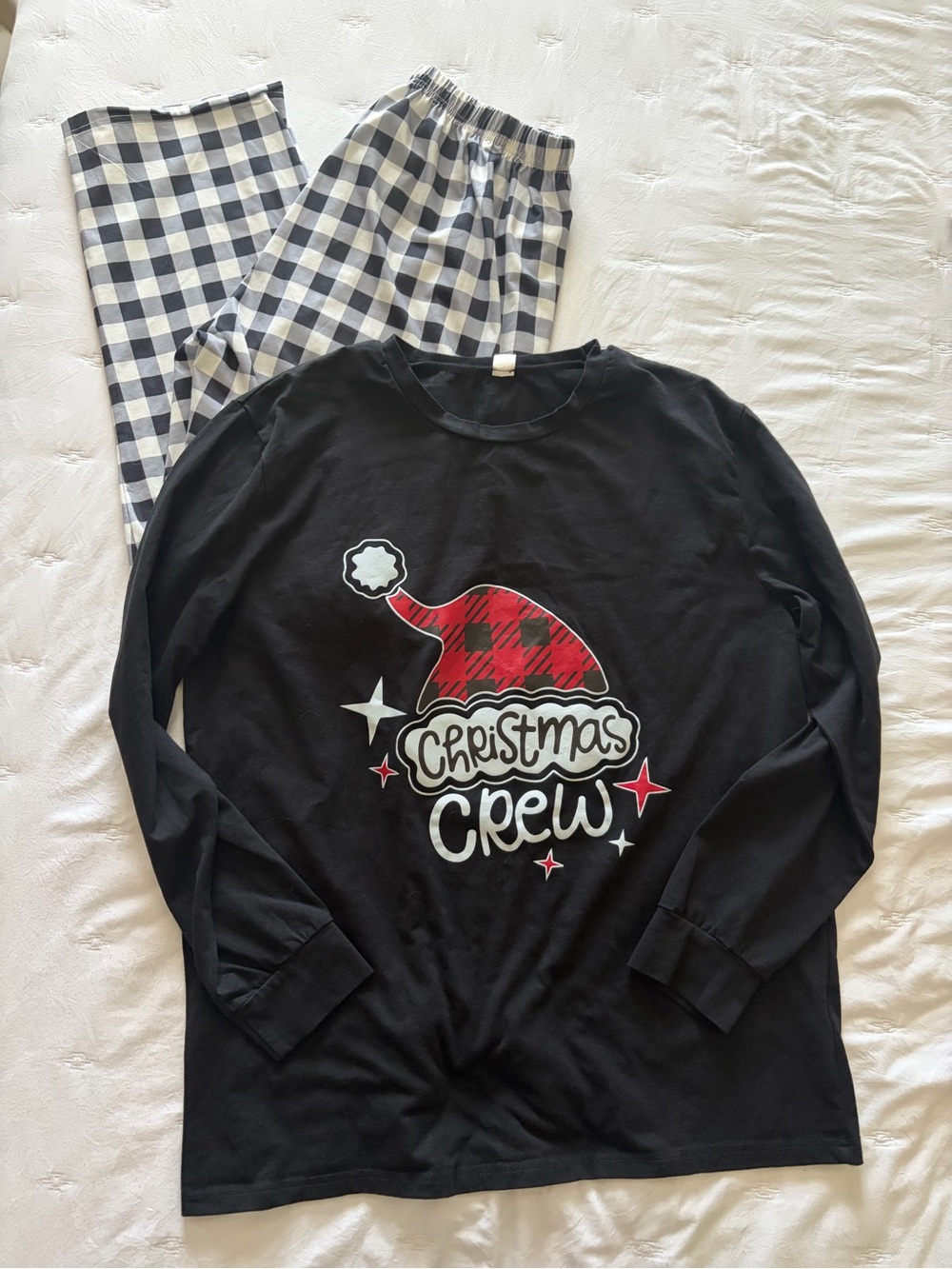 Men’s Christmas Crew Graphic Pajama Set - Black Top with Red Plaid Hat